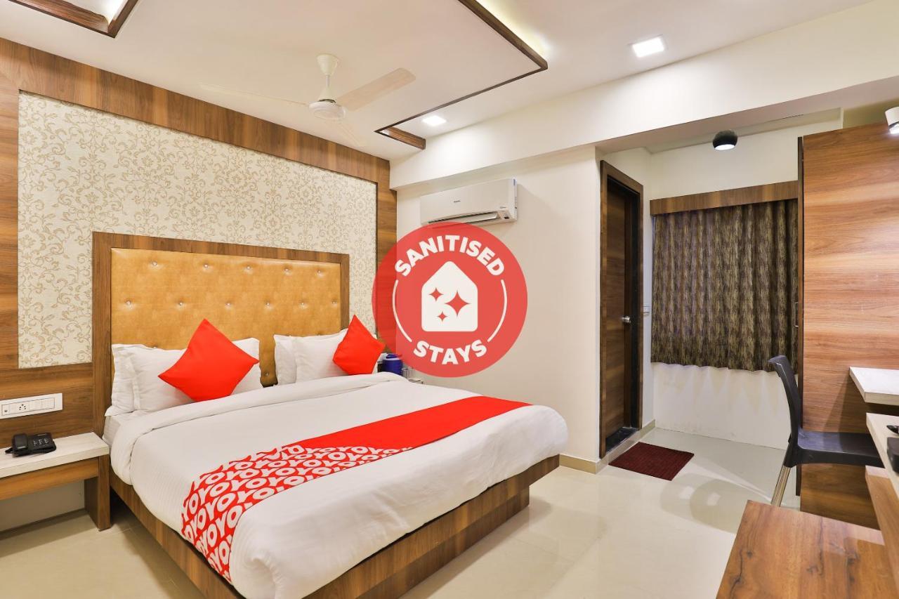 Oyo 24950 Hotel Shree Balaji Residency Amhedabad Dış mekan fotoğraf