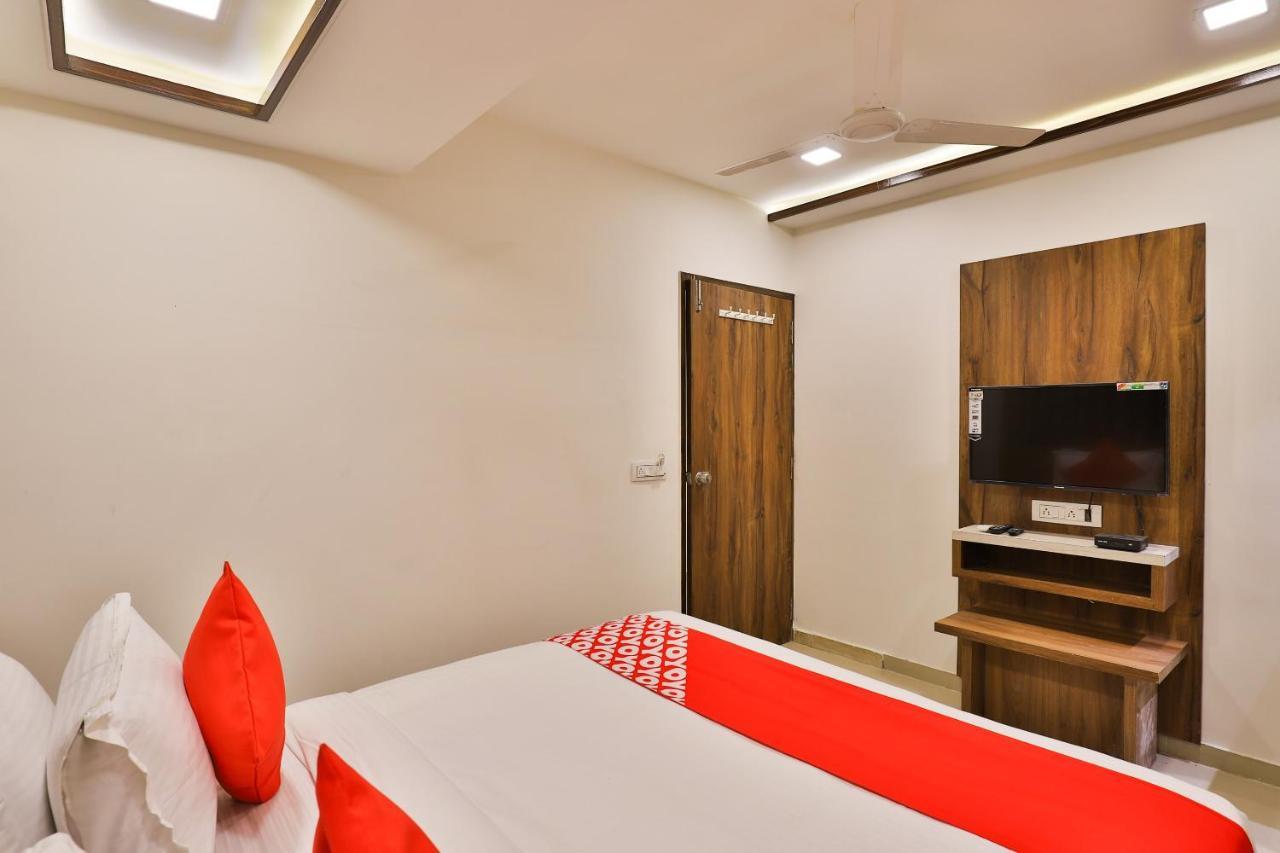 Oyo 24950 Hotel Shree Balaji Residency Amhedabad Dış mekan fotoğraf