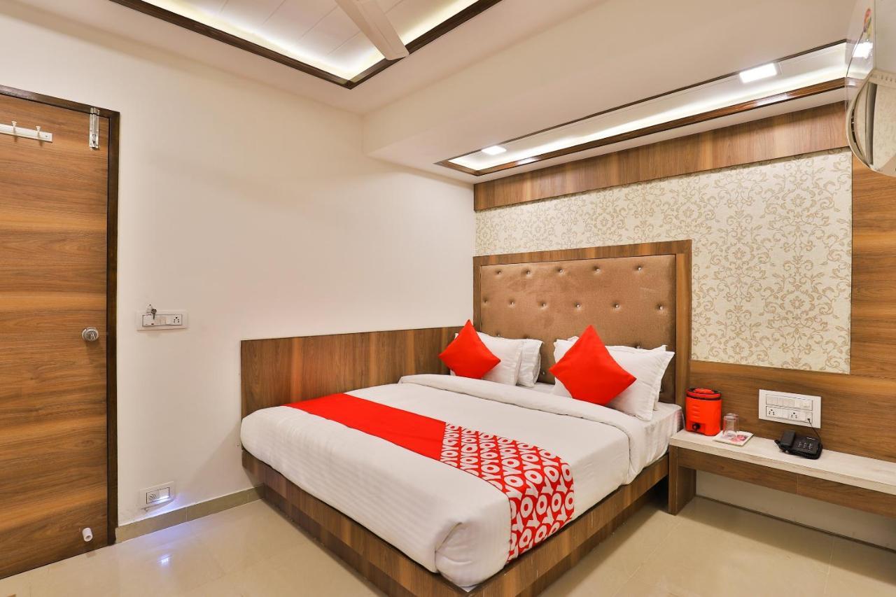 Oyo 24950 Hotel Shree Balaji Residency Amhedabad Dış mekan fotoğraf